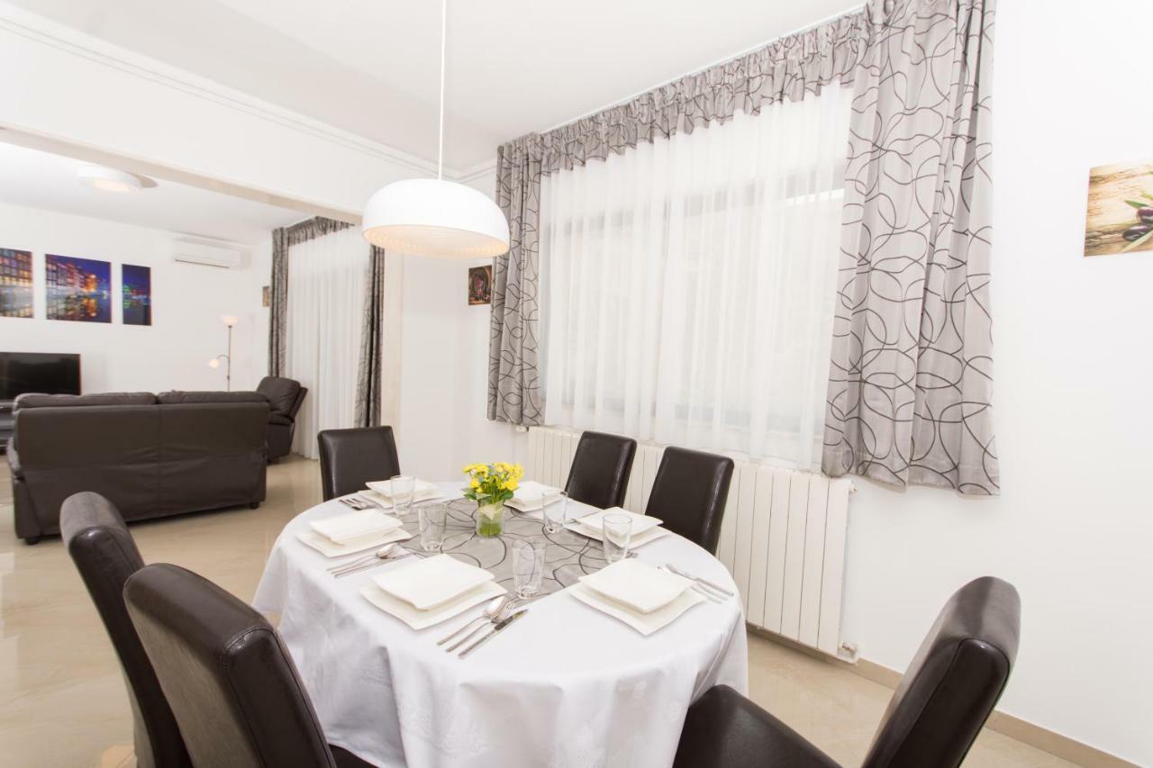 Holiday Home Ruzmarin تروغير المظهر الخارجي الصورة